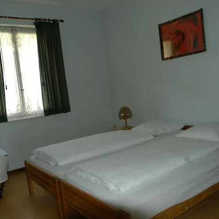 Bamboohouse Motel Riazzino