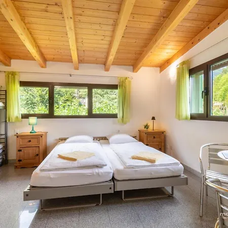 Motel Bamboohouse 3*