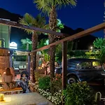 Motel Bamboohouse