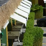 Motel Bamboohouse