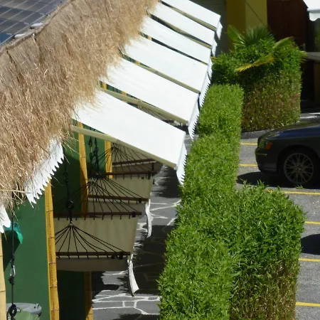 Motel Bamboohouse