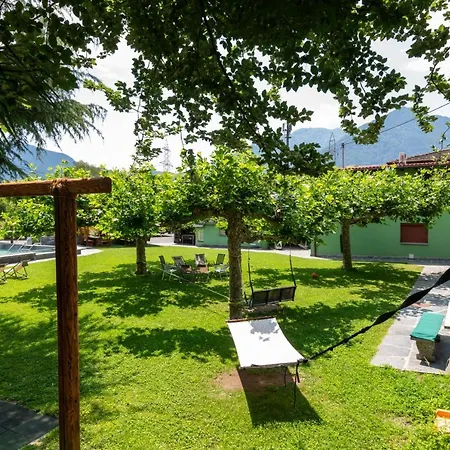 Bamboohouse Motel